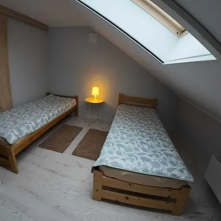 Сasa de vacaciones Home, 4 Bedrooms, 2 Bathrooms *