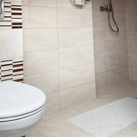 Home, 4 Bedrooms, 2 Bathrooms Debina (Ustka)