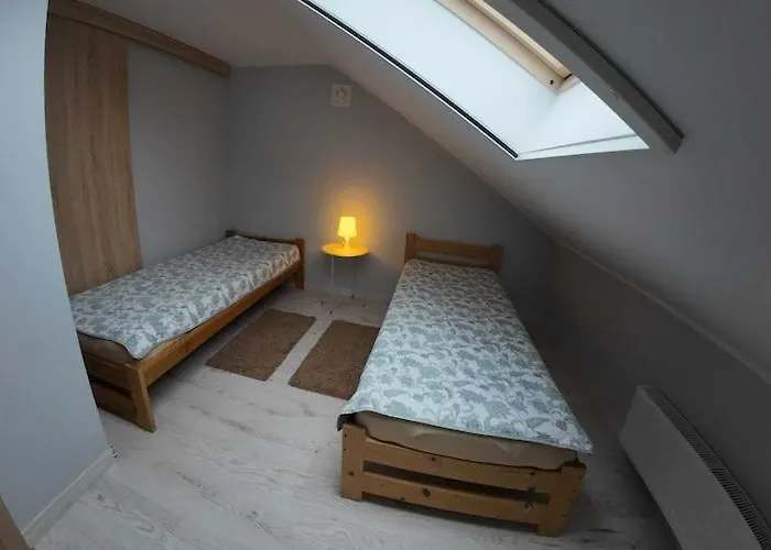 Сasa de vacaciones Home, 4 Bedrooms, 2 Bathrooms *