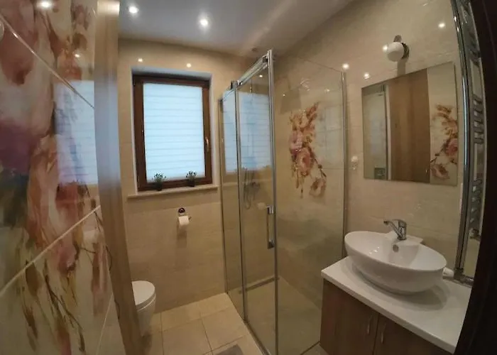 Home, 4 Bedrooms, 2 Bathrooms Сasa de vacaciones *